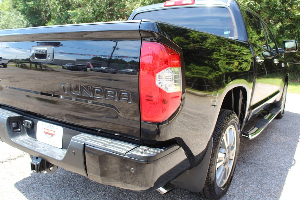 2017 Toyota Tundra Image 14