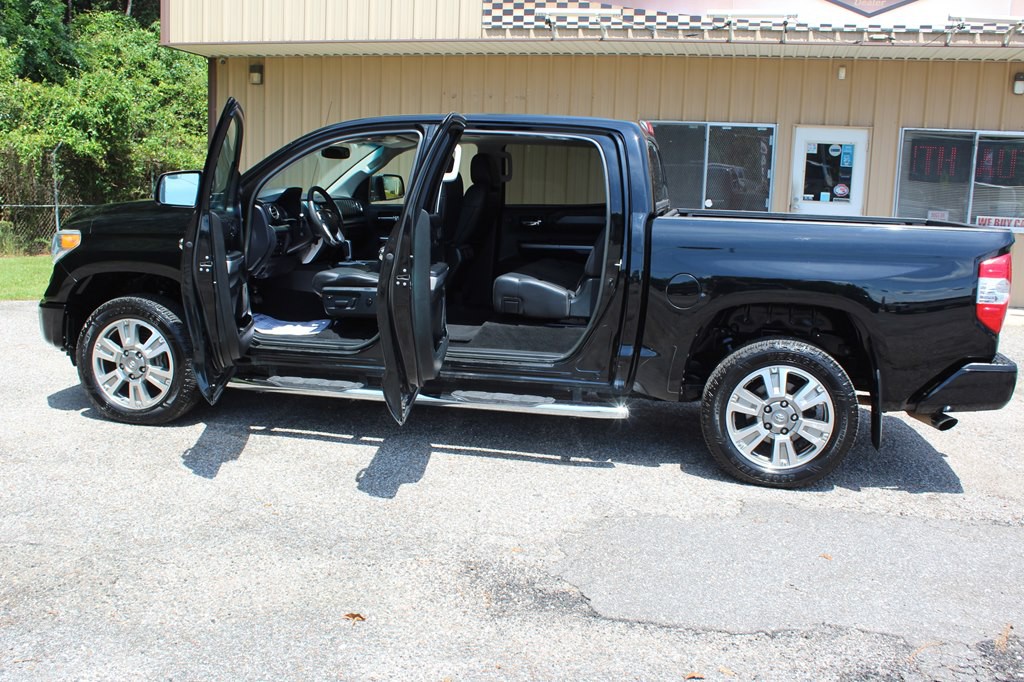 2017 Toyota Tundra Image 19