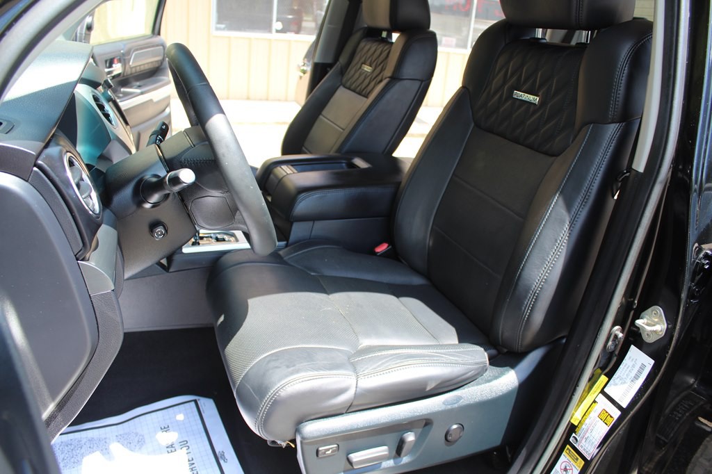 2017 Toyota Tundra Image 21