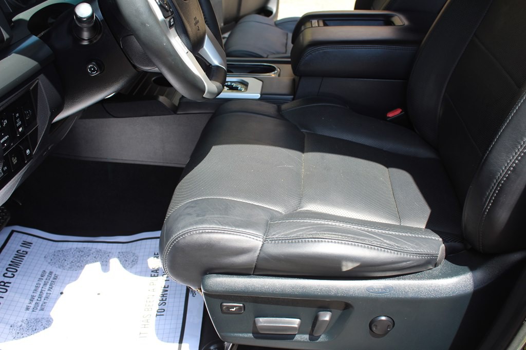 2017 Toyota Tundra Image 22
