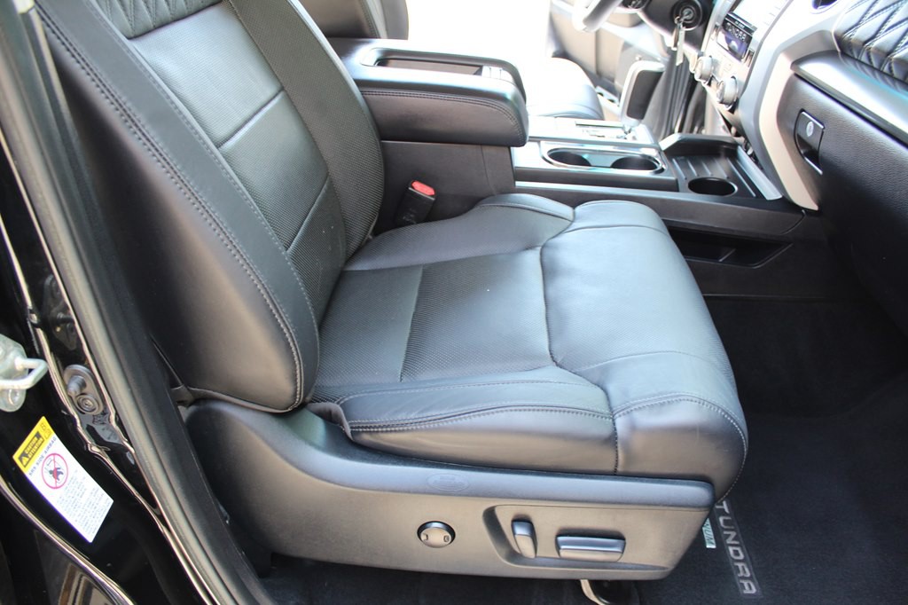 2017 Toyota Tundra Image 25