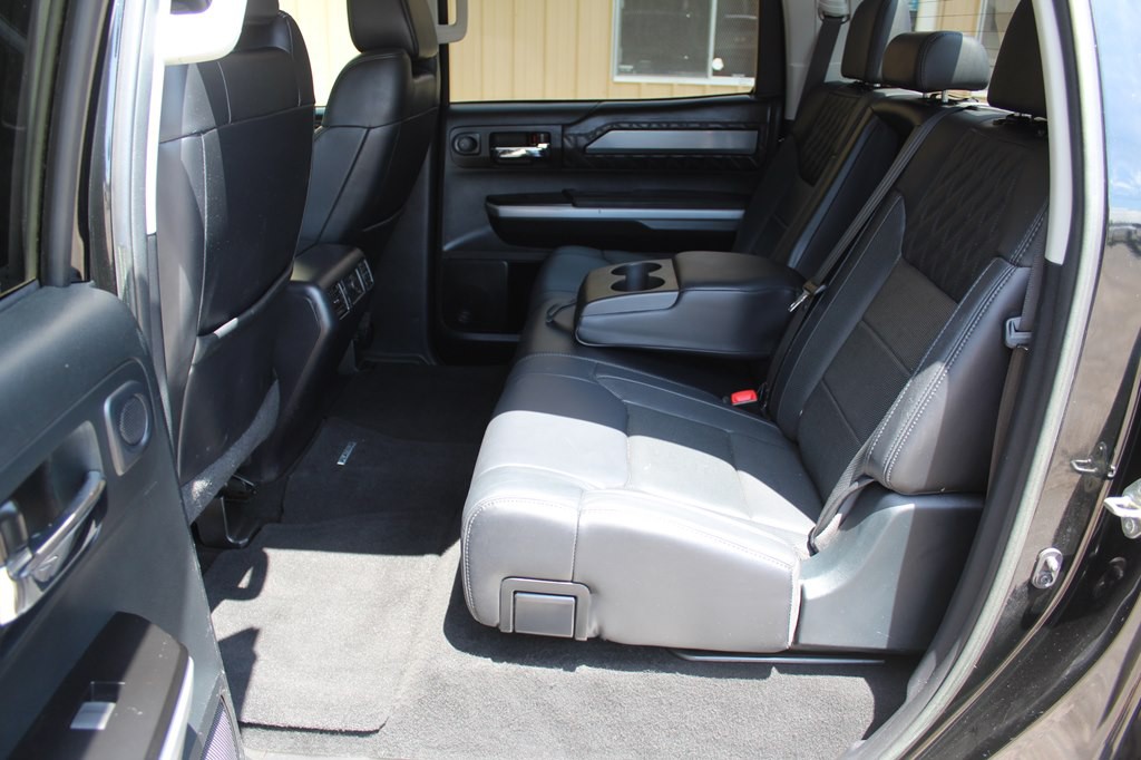 2017 Toyota Tundra Image 31