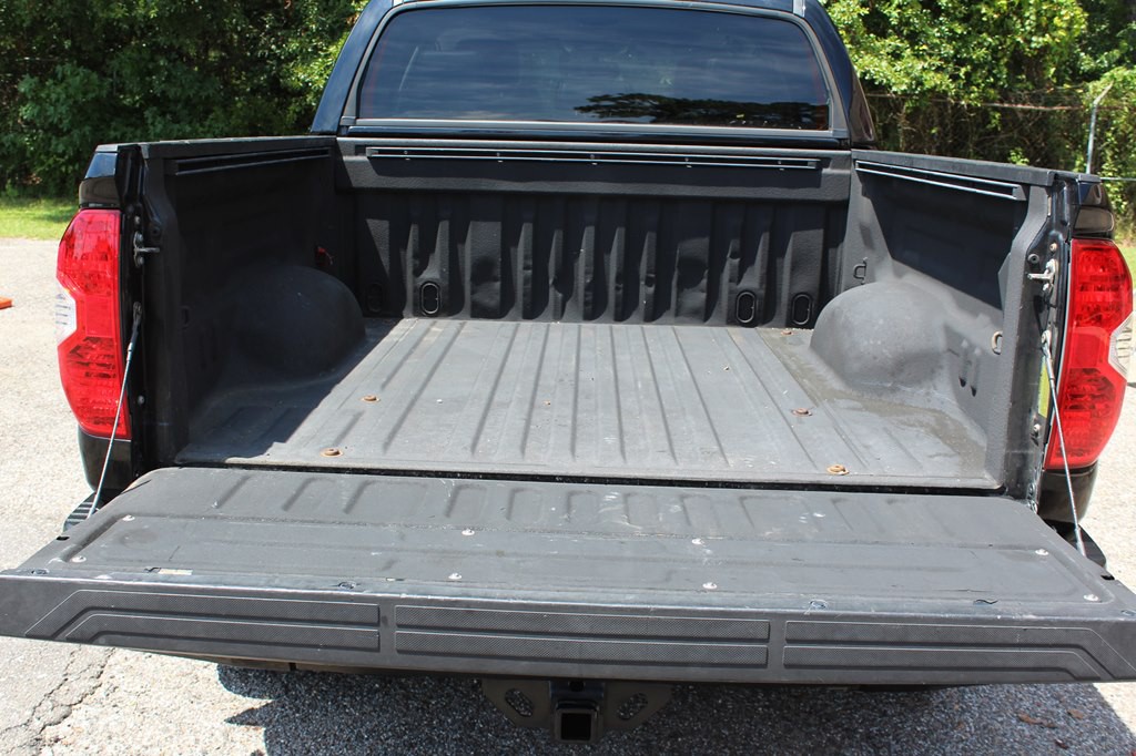 2017 Toyota Tundra Image 34