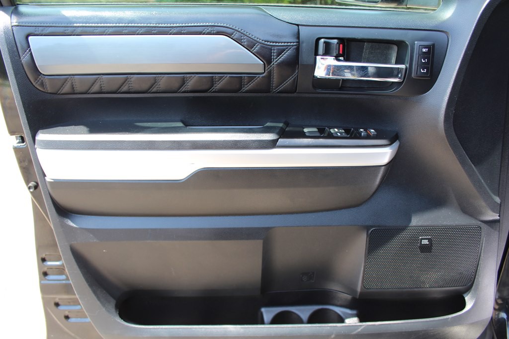 2017 Toyota Tundra Image 35