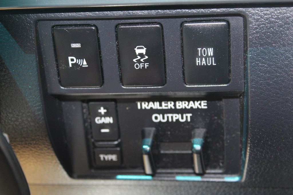 2017 Toyota Tundra Image 37