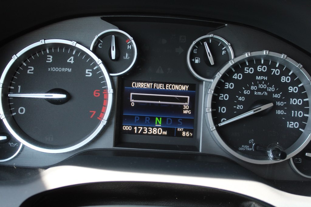 2017 Toyota Tundra Image 39
