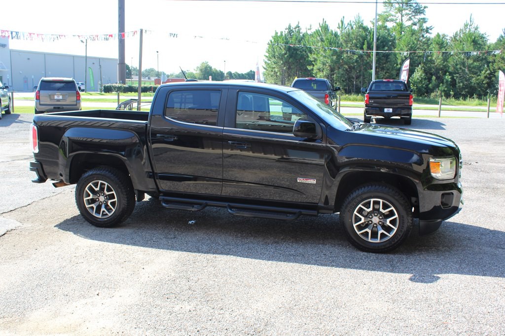 2016 GMC Canyon Image 12