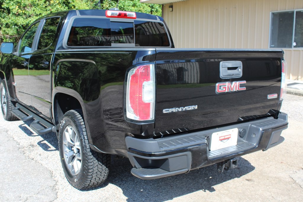 2016 GMC Canyon Image 18