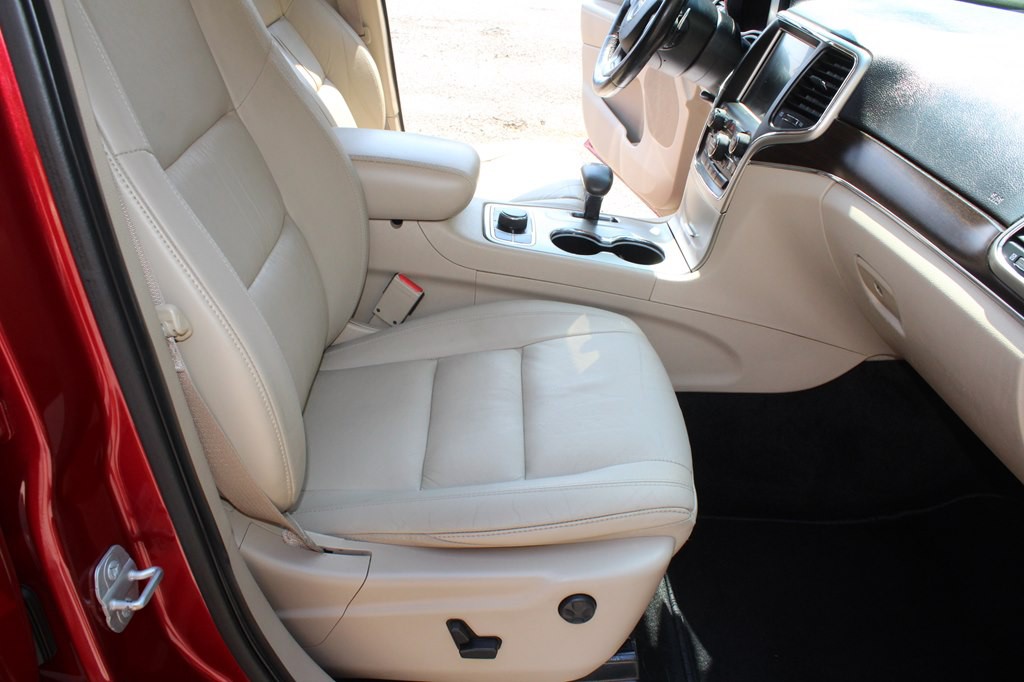 2014 Jeep Grand Cherokee Image 25