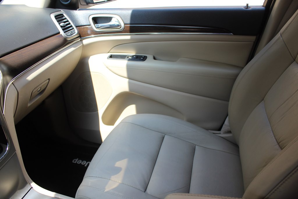 2014 Jeep Grand Cherokee Image 42