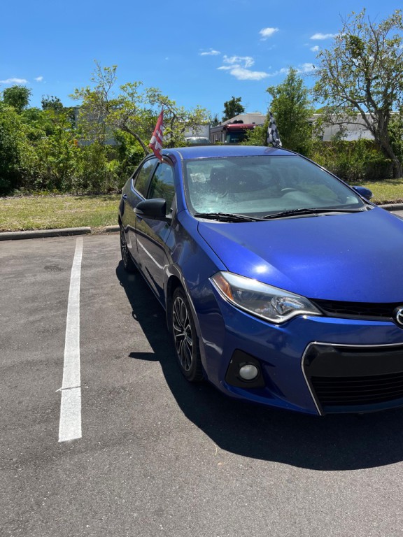 2016 Toyota Corolla Image 2