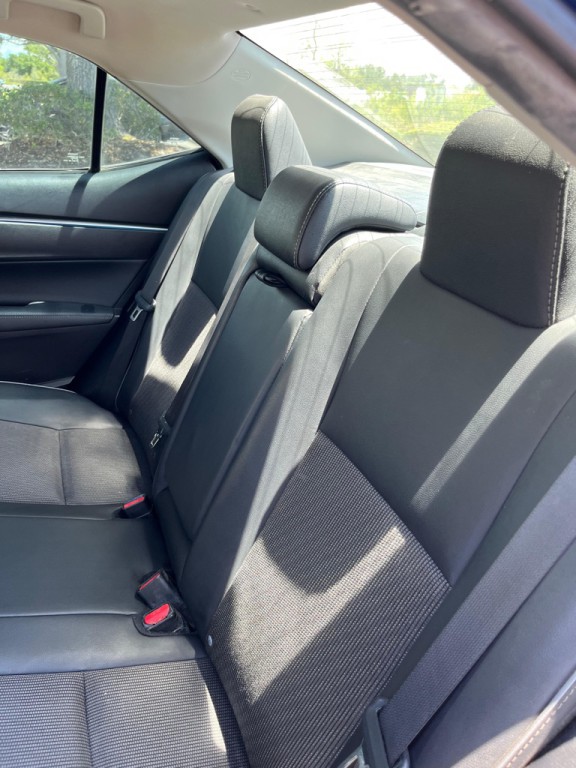 2016 Toyota Corolla Image 11