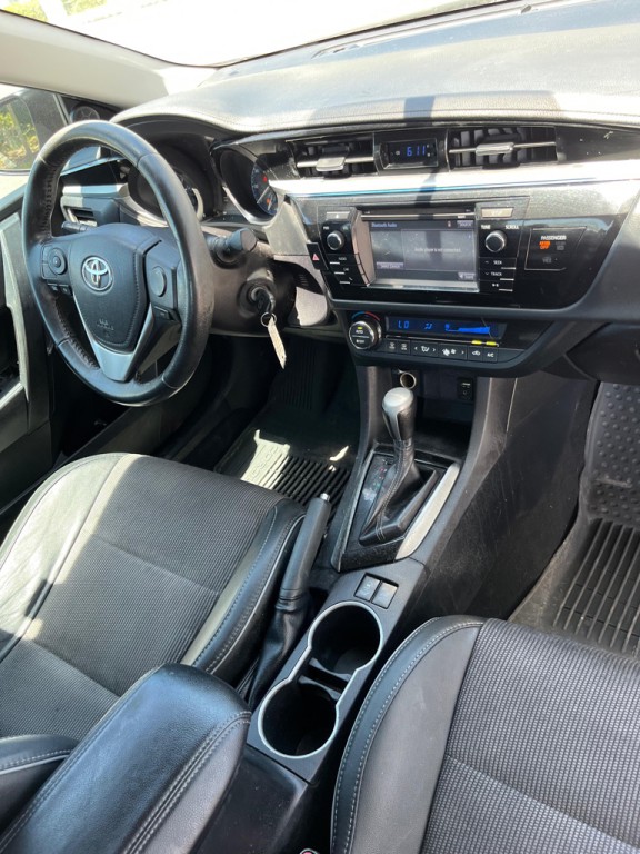 2016 Toyota Corolla Image 14