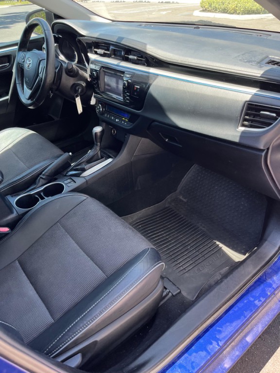 2016 Toyota Corolla Image 18