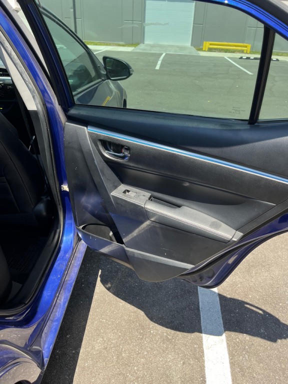 2016 Toyota Corolla Image 19