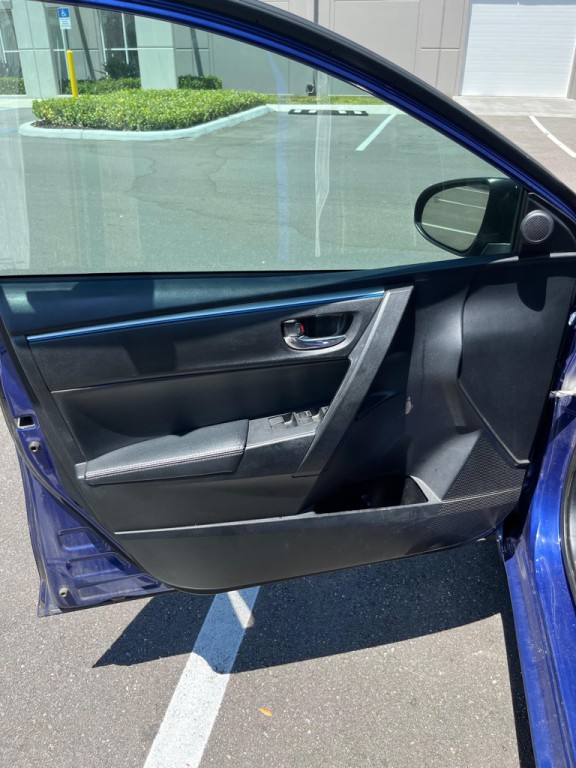 2016 Toyota Corolla Image 21