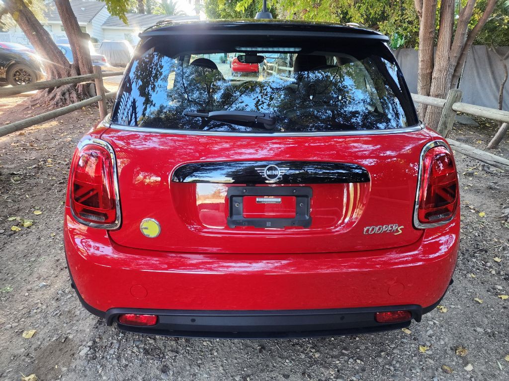 2022 MINI Cooper Image 5