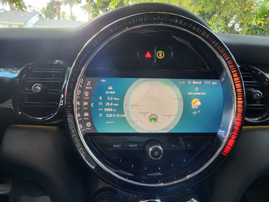2022 MINI Cooper Image 22
