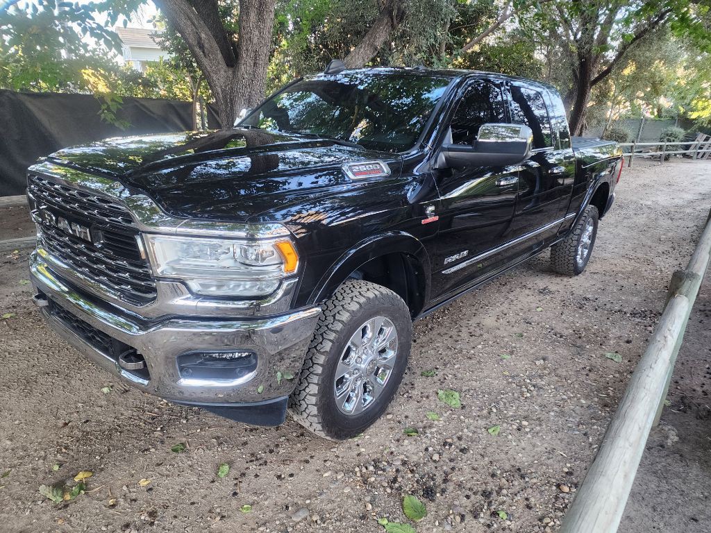 2022 RAM 2500 Image 2