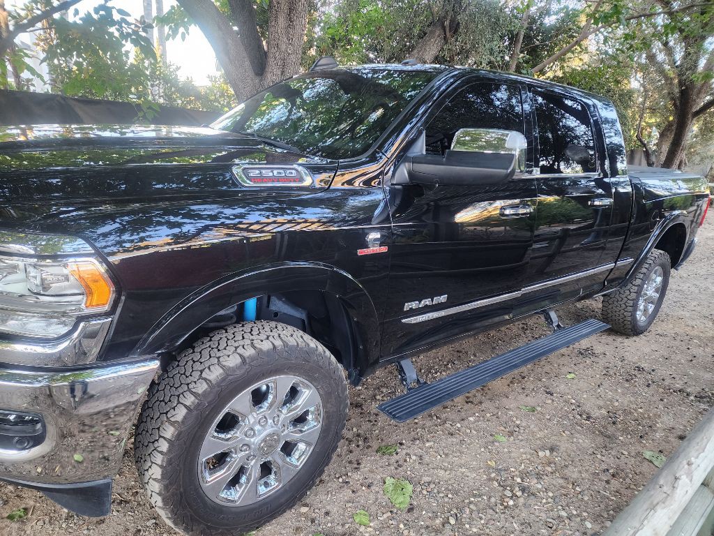 2022 RAM 2500 Image 3