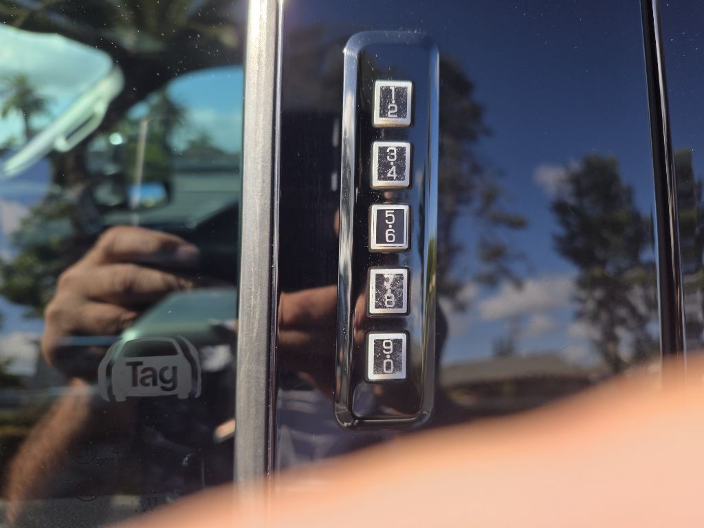 2017 Ford F-250 Image 9