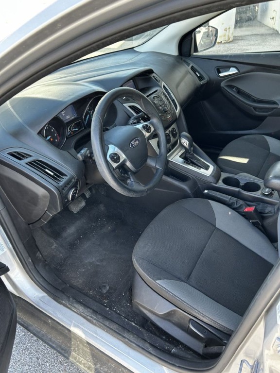 2015 Ford Focus Image 2
