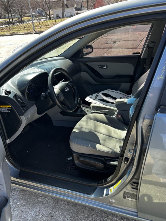 2010 Hyundai Elantra Image 5