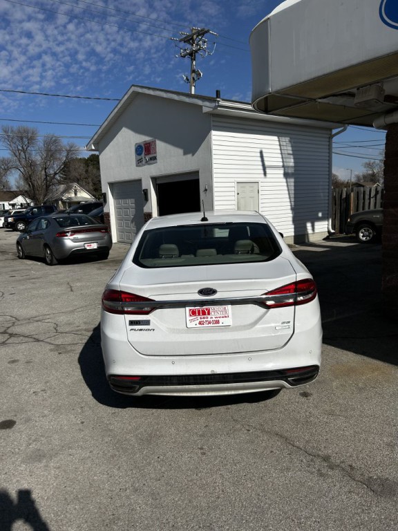 2018 Ford Fusion Image 2