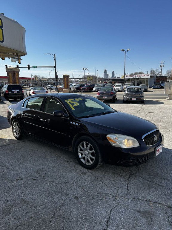 2008 Buick Lucerne Image 2