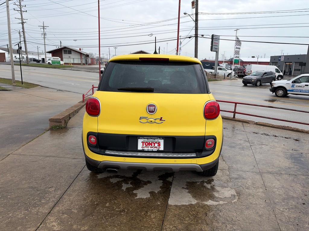 2014 FIAT 500L Image 3
