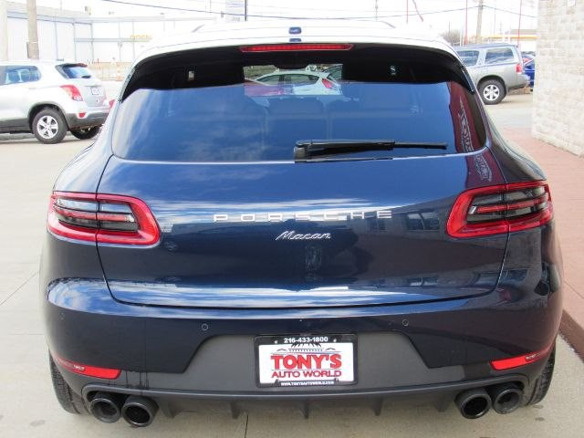 2018 Porsche Macan Image 9