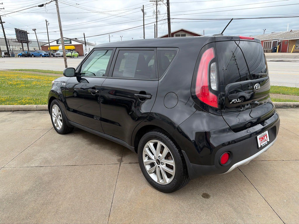 2017 Kia Soul Image 4