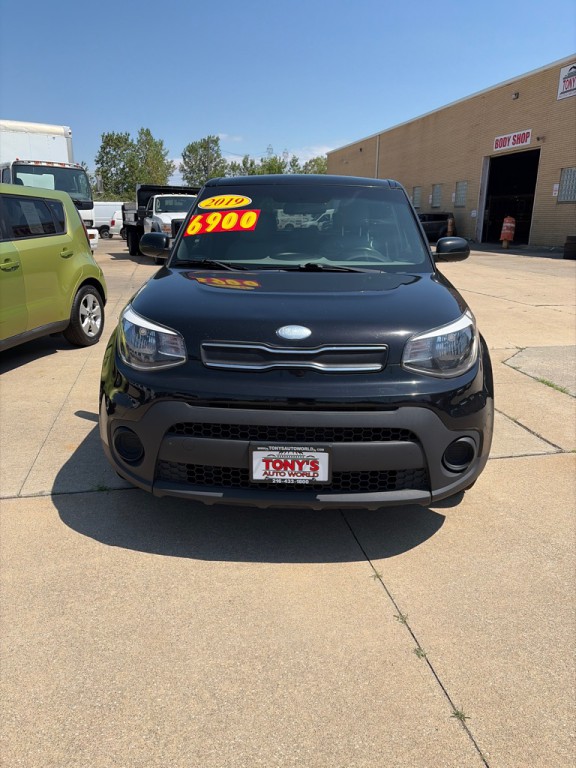 2019 Kia Soul Image 2