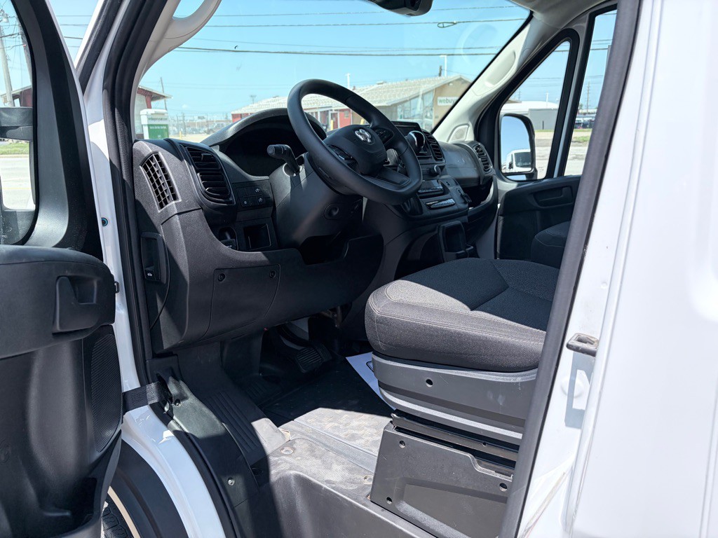2025 RAM Promaster Image 13