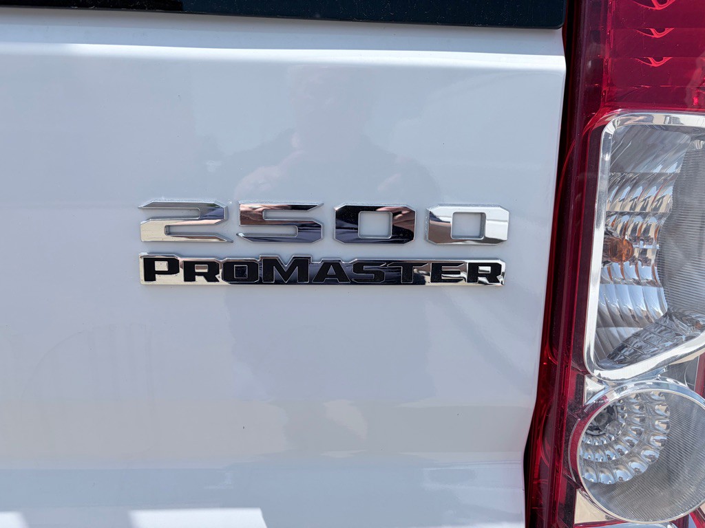 2025 RAM Promaster Image 23