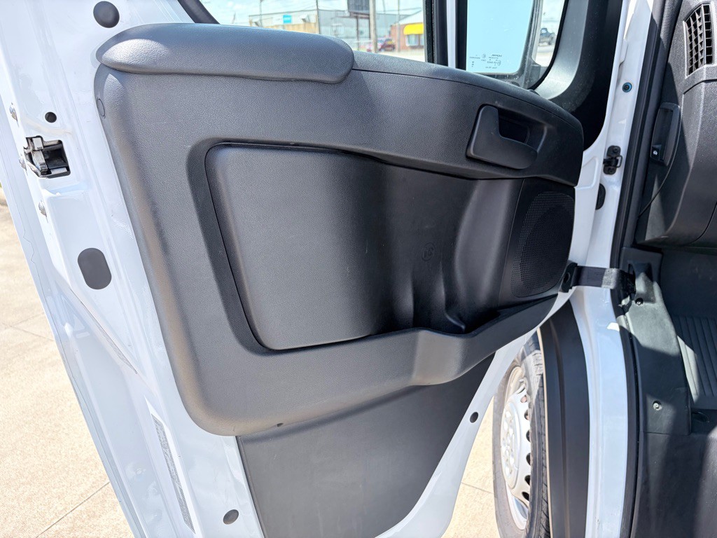 2025 RAM Promaster Image 14