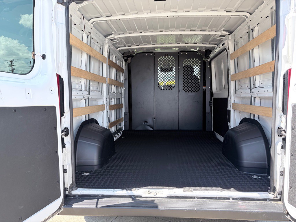 2025 RAM Promaster Image 6