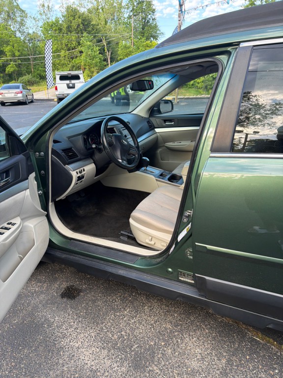 2014 Subaru Outback Image 6