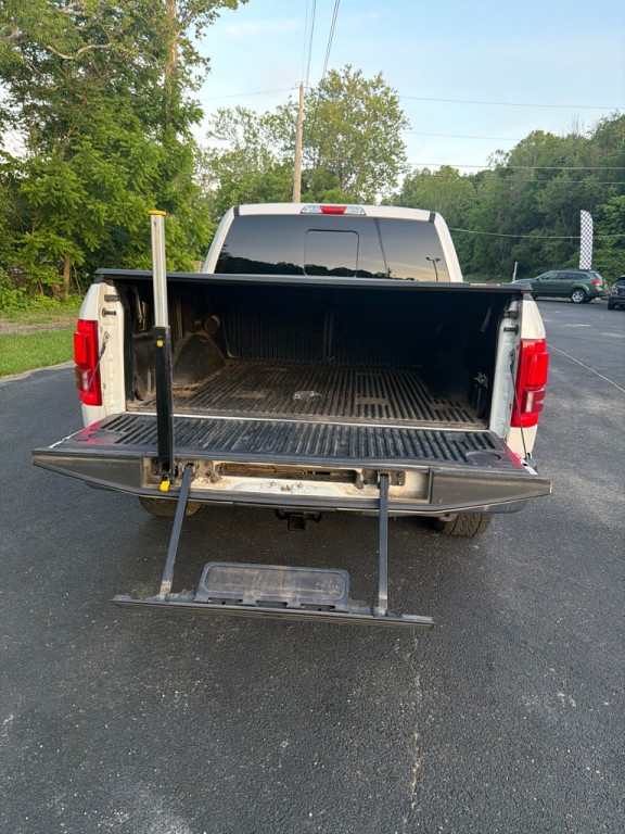 2017 Ford F-150 Image 9