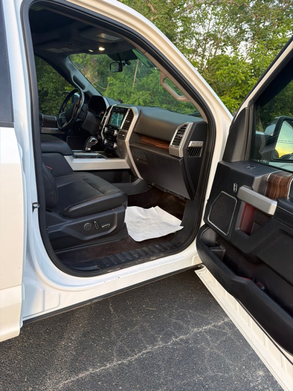 2017 Ford F-150 Image 27