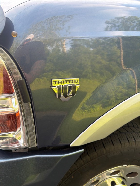 2005 Ford F-250 Image 11