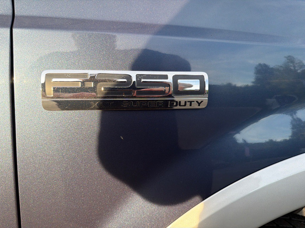 2005 Ford F-250 Image 24