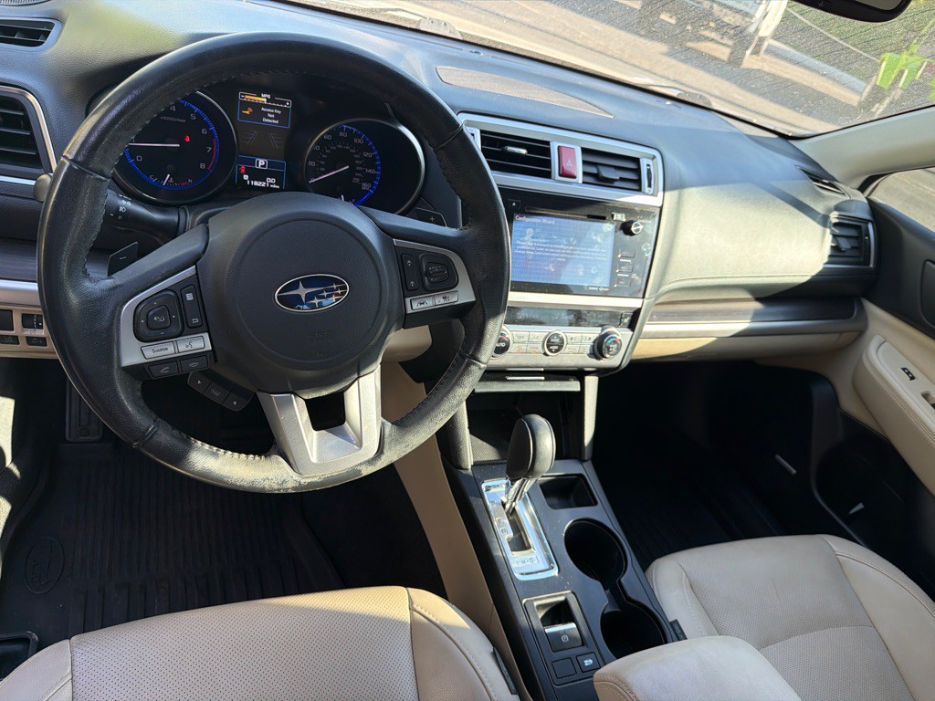 2016 Subaru Legacy Image 7