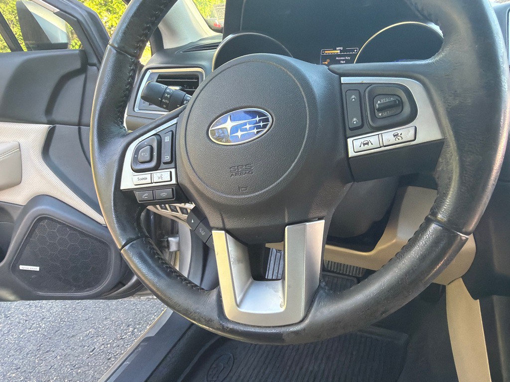 2016 Subaru Legacy Image 18
