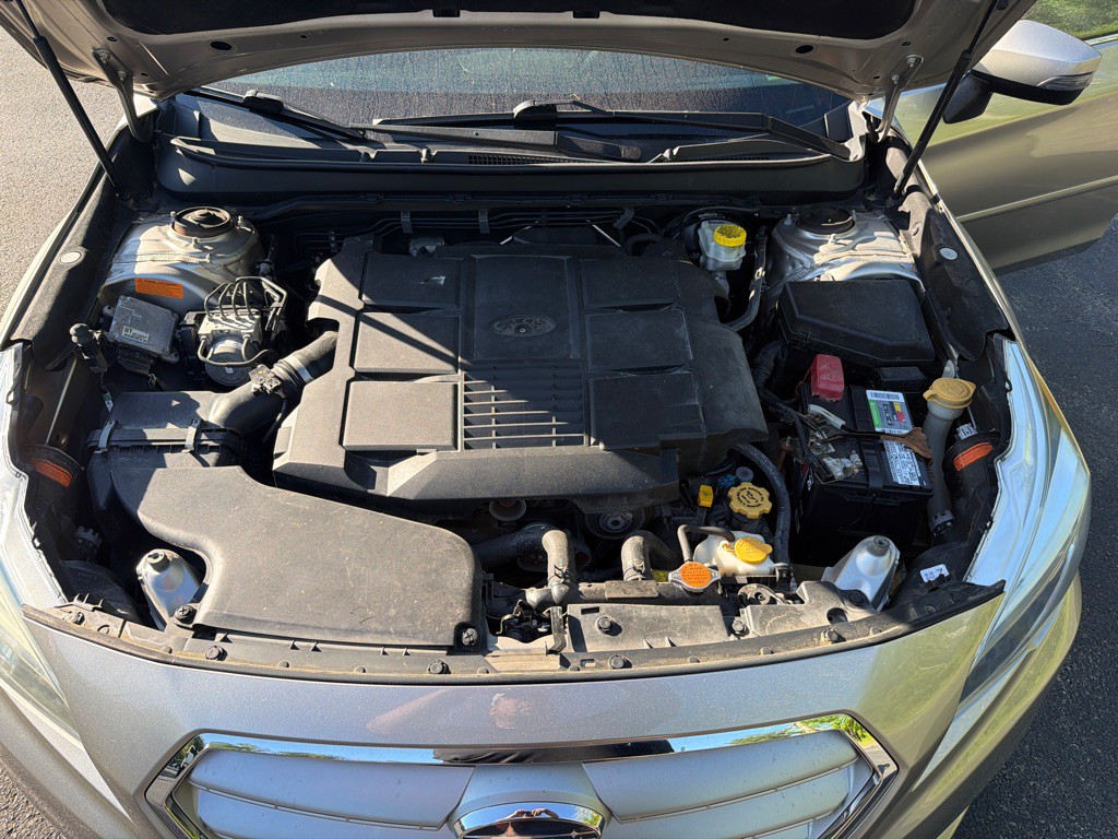 2016 Subaru Legacy Image 19