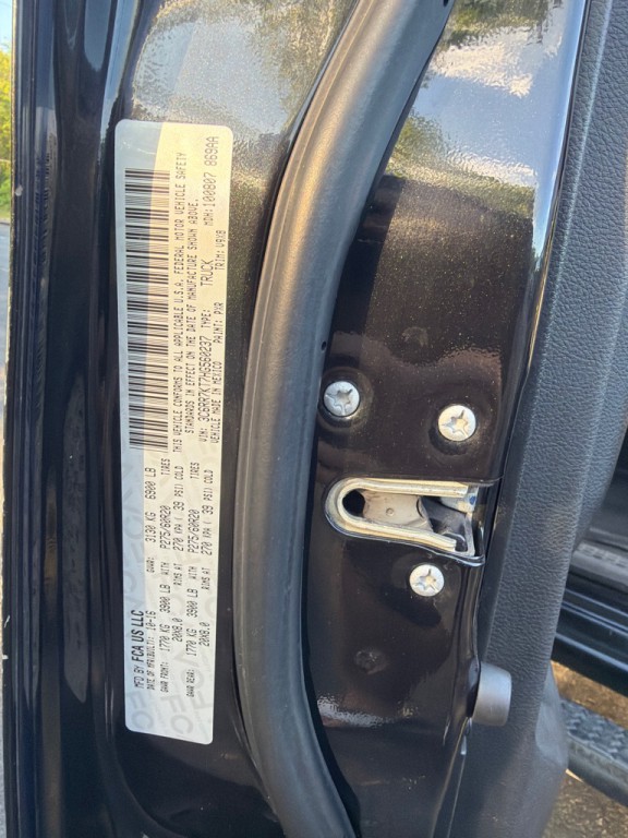 2017 RAM 1500 Image 19