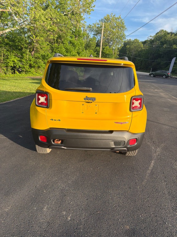 2015 Jeep Renegade Image 4