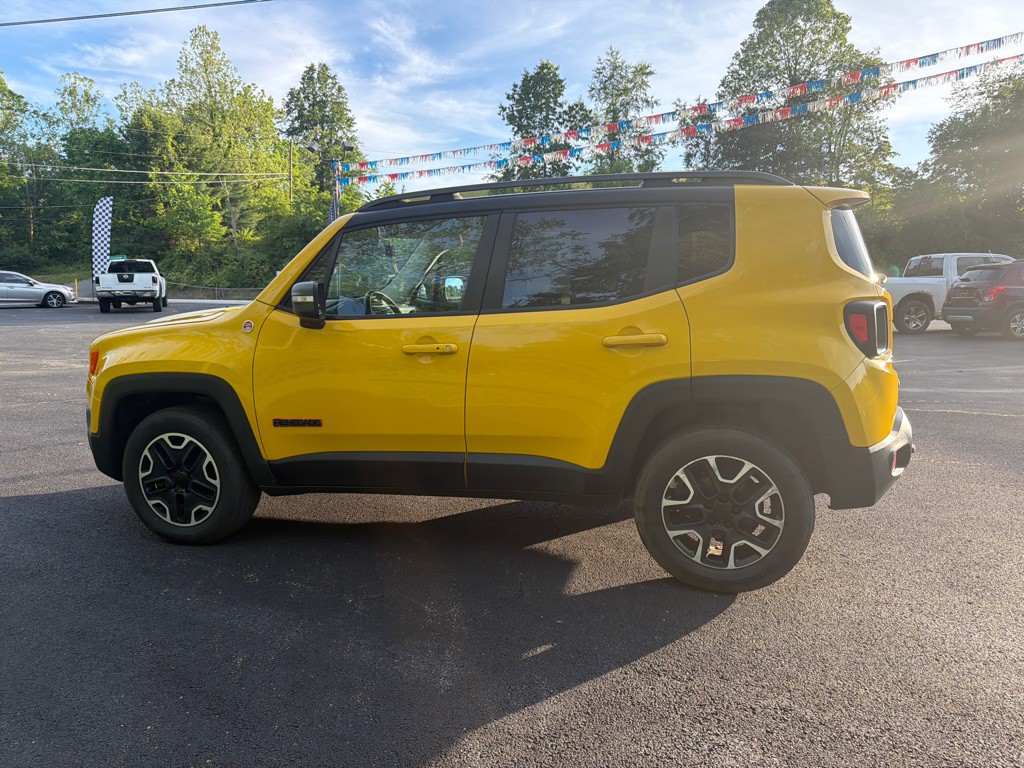 2015 Jeep Renegade Image 8