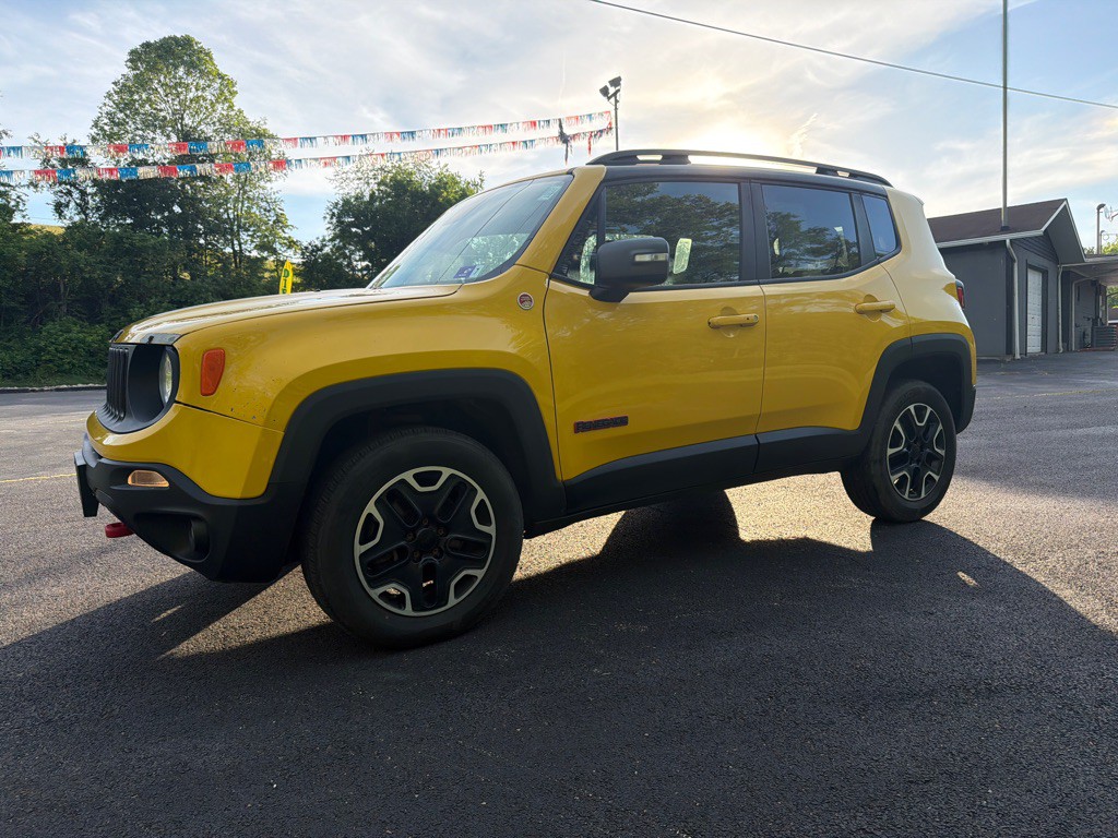 2015 Jeep Renegade Image 13