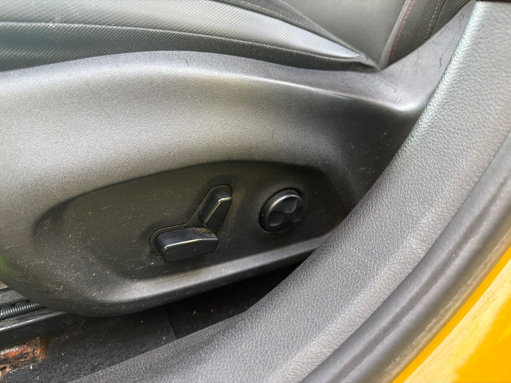 2015 Jeep Renegade Image 16